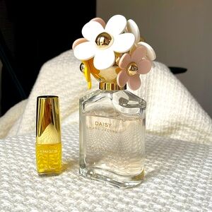 Marc Jacob’s DAISY eau so fresh perfume